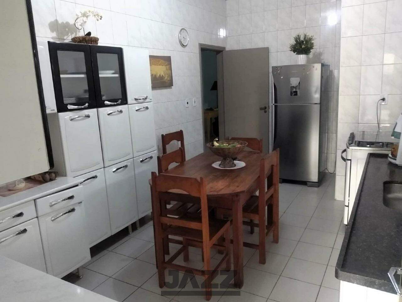 Casa à venda com 3 quartos, 165m² - Foto 6