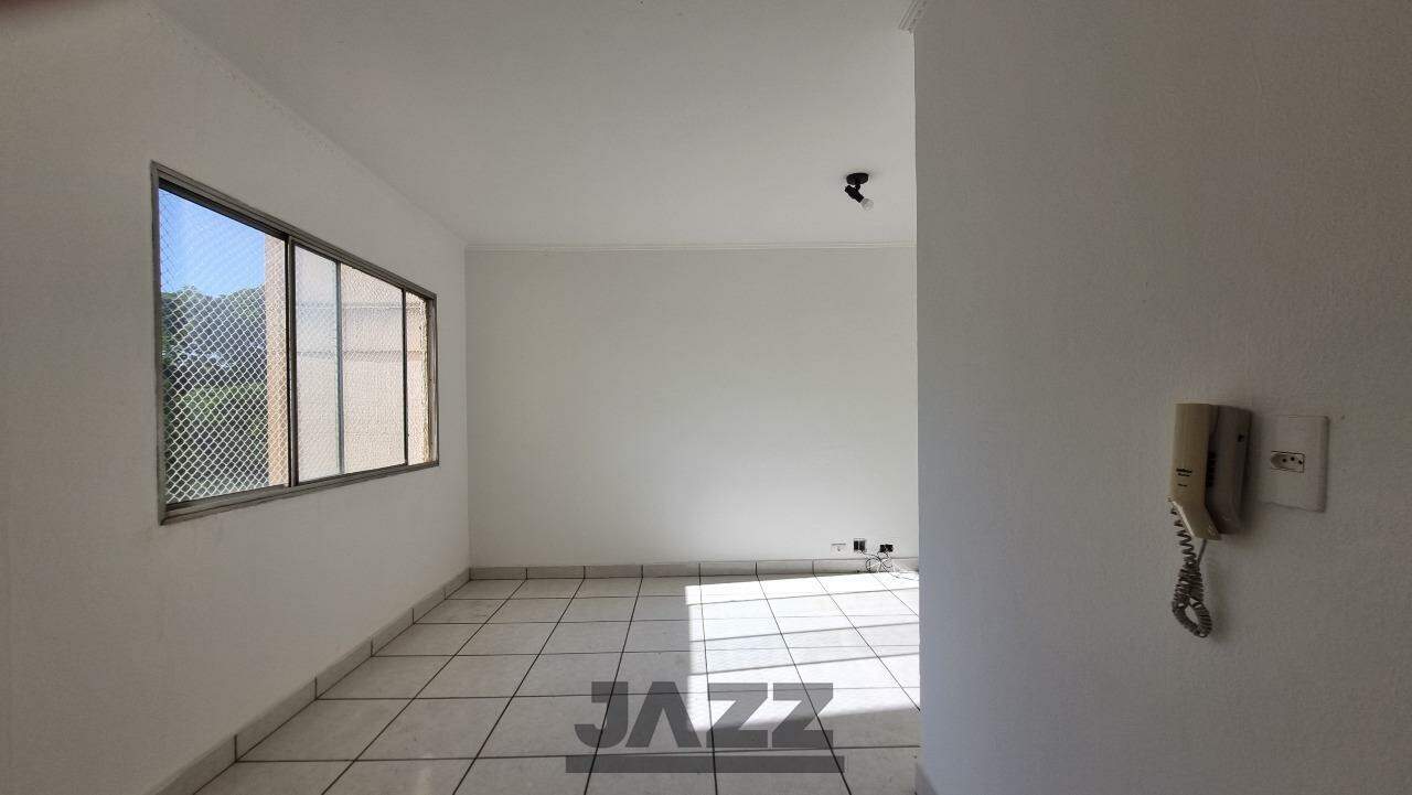 Apartamento à venda com 3 quartos, 72m² - Foto 1