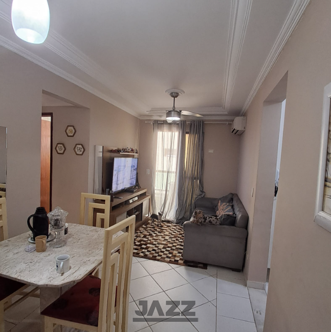 Apartamento à venda com 2 quartos, 74m² - Foto 1