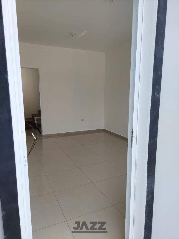 Casa à venda com 2 quartos, 72m² - Foto 11