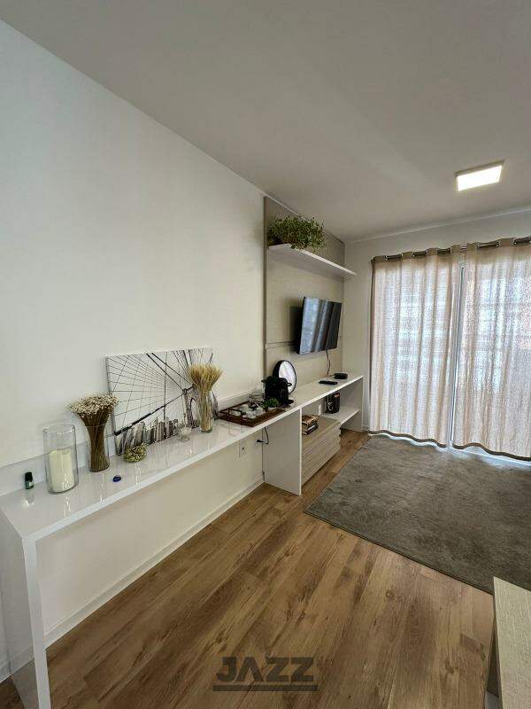 Apartamento para alugar com 1 quarto, 42m² - Foto 2