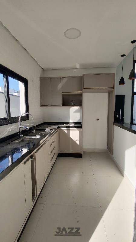 Casa à venda com 3 quartos, 94m² - Foto 13