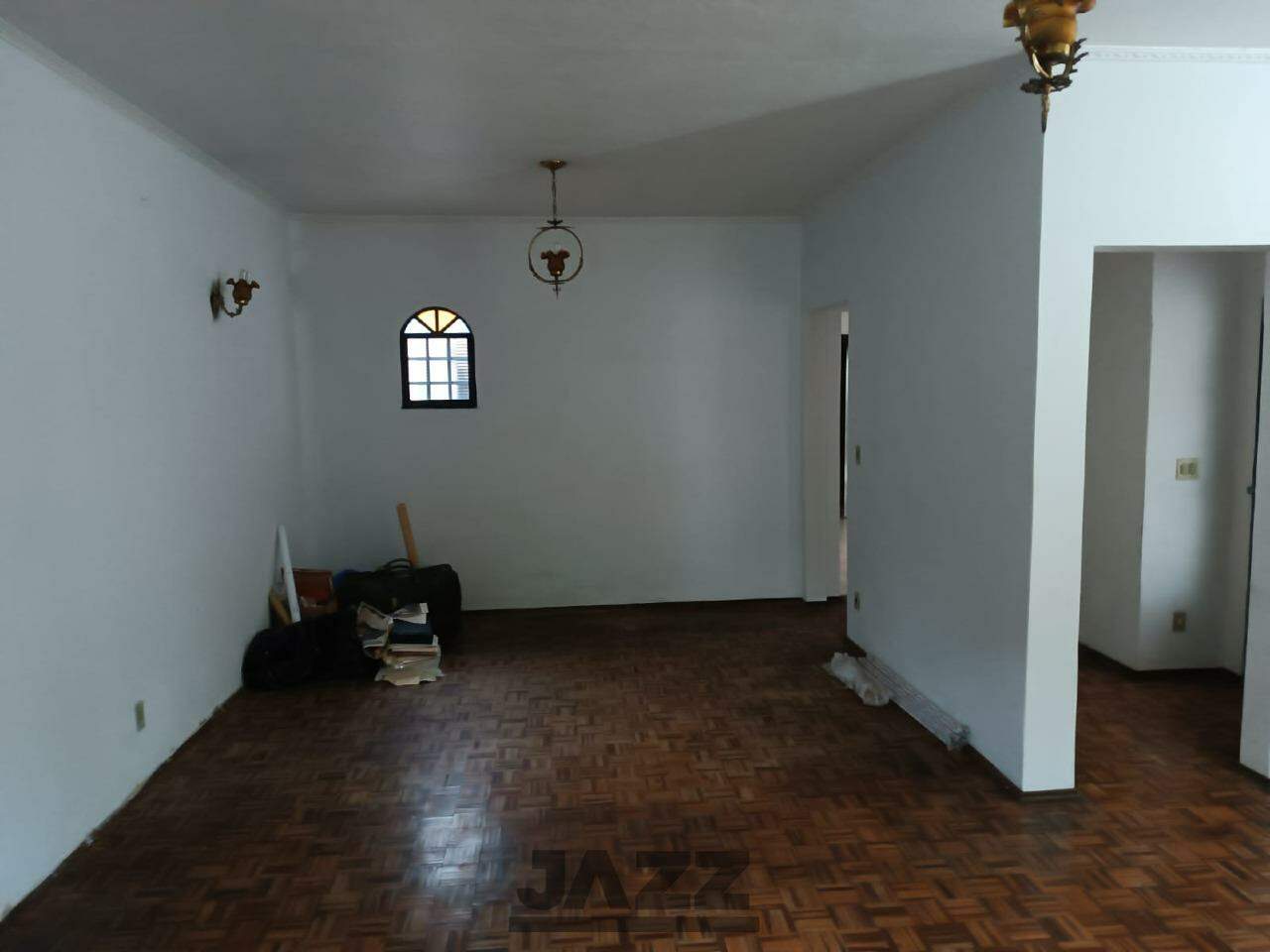 Casa para alugar com 3 quartos, 200m² - Foto 5