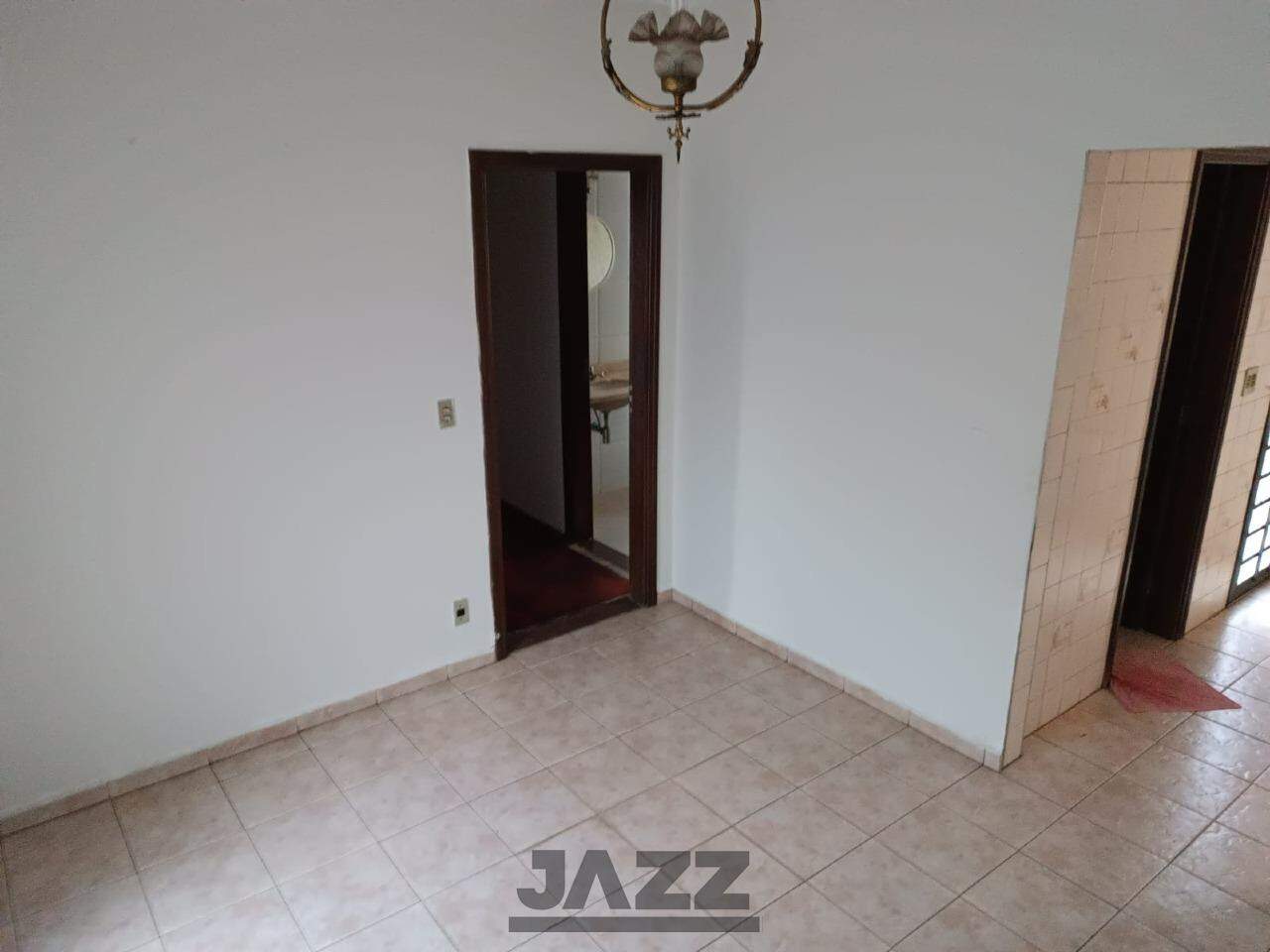 Casa para alugar com 3 quartos, 200m² - Foto 9