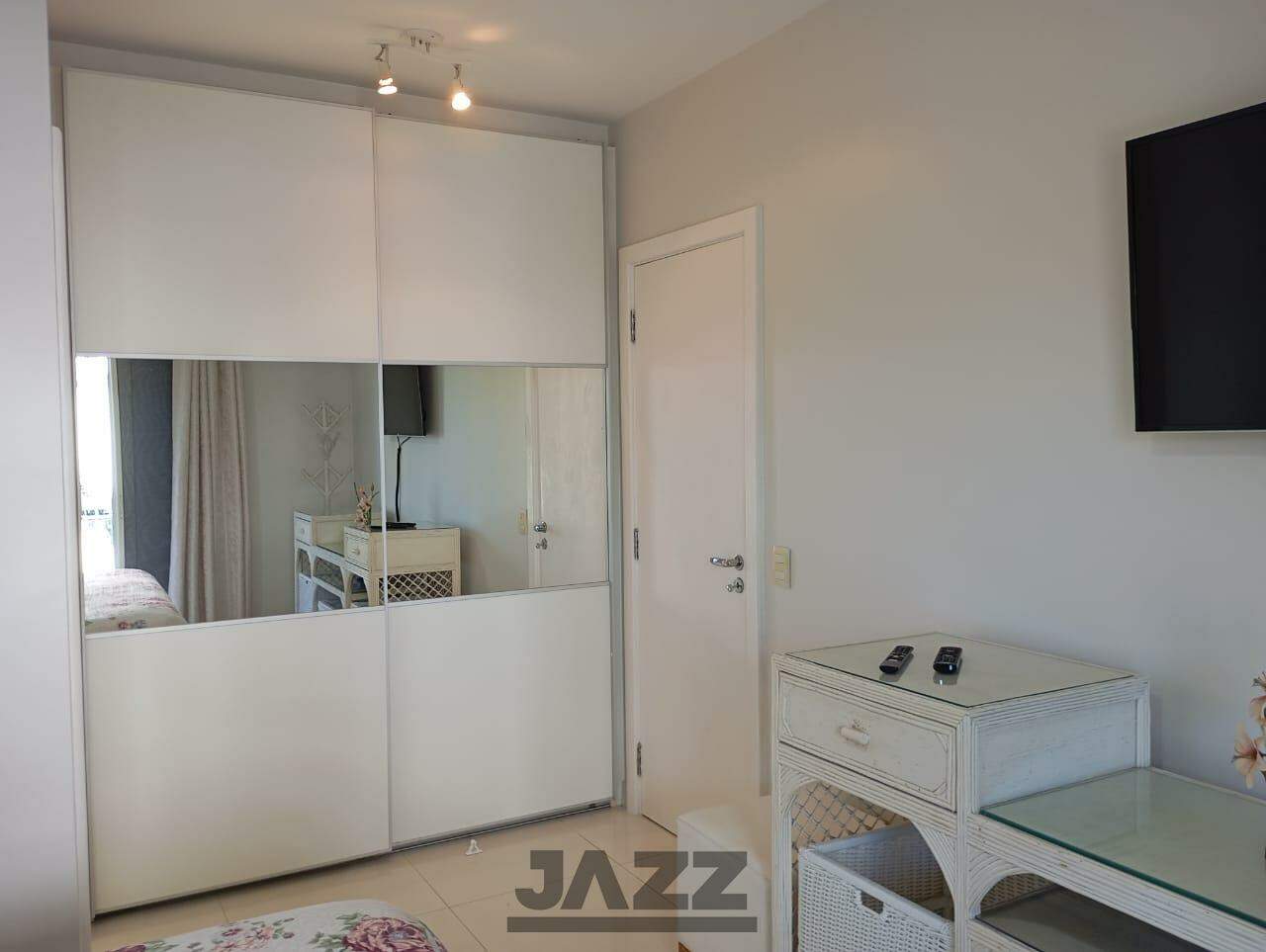 Apartamento à venda com 4 quartos, 181m² - Foto 19