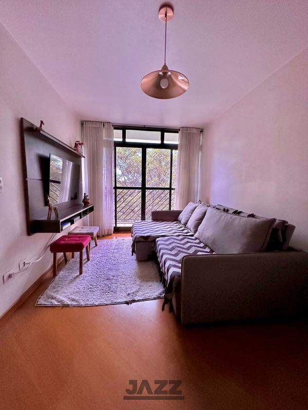 Apartamento à venda com 3 quartos, 76m² - Foto 1