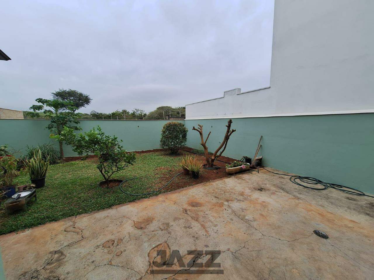 Casa de Condomínio à venda com 1 quarto, 120m² - Foto 17