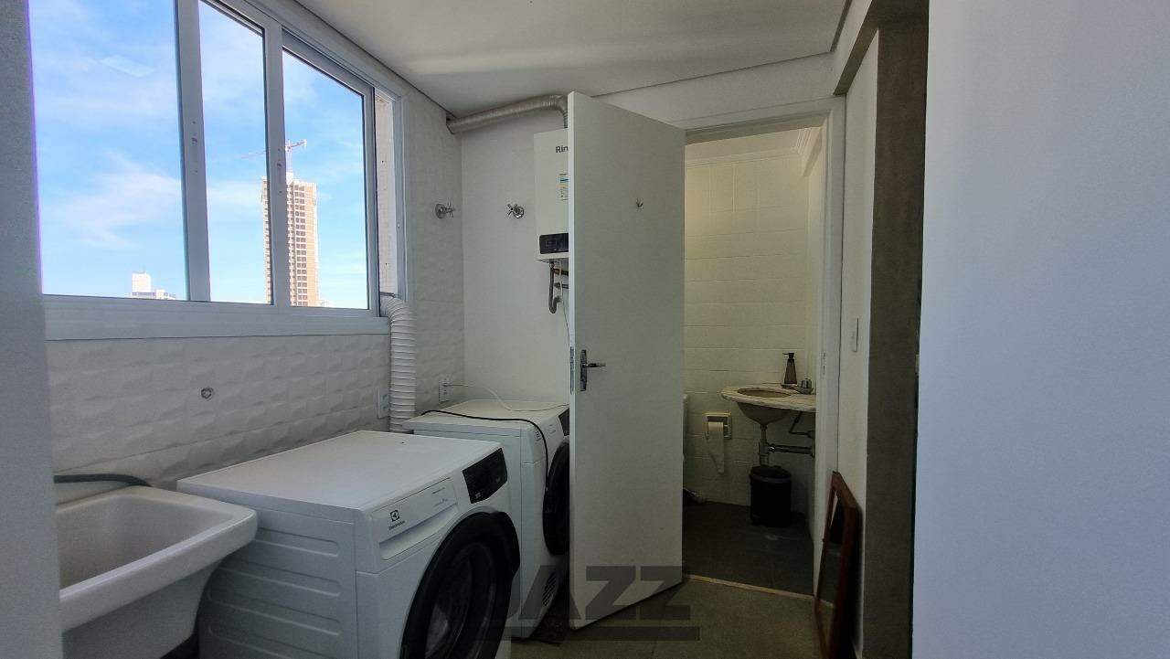 Apartamento para alugar com 2 quartos, 98m² - Foto 20