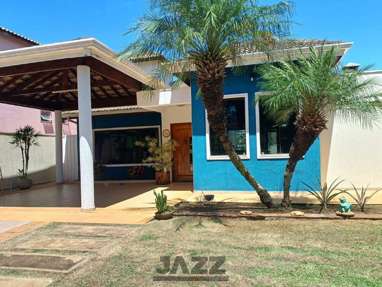 Casa de Condomínio à venda com 3 quartos, 213m² - Foto 2