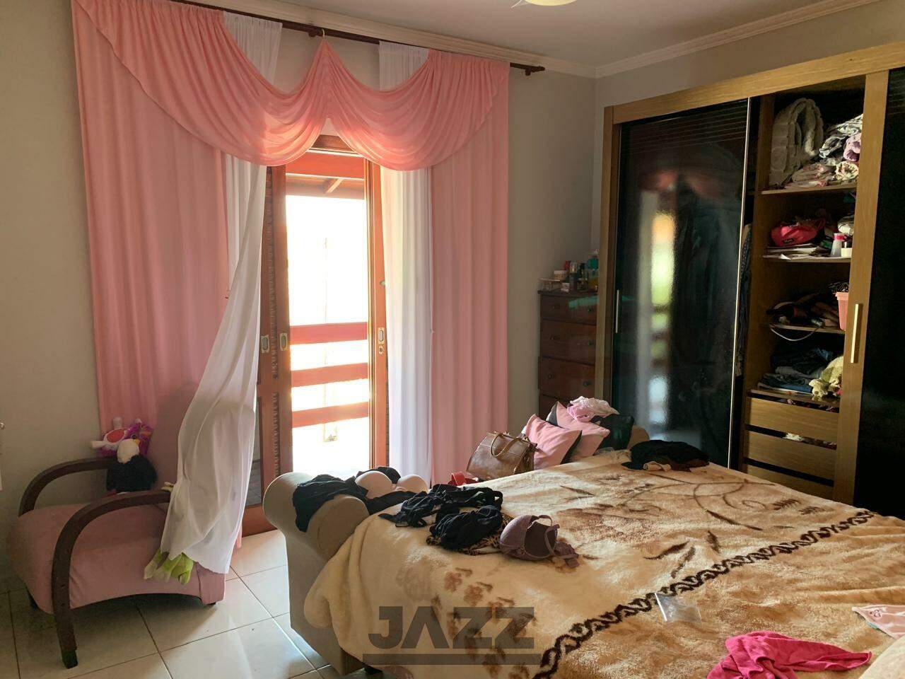 Casa à venda com 4 quartos, 140m² - Foto 27