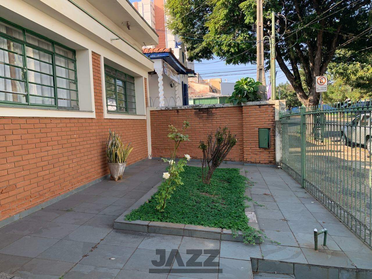 Casa à venda com 3 quartos, 180m² - Foto 3