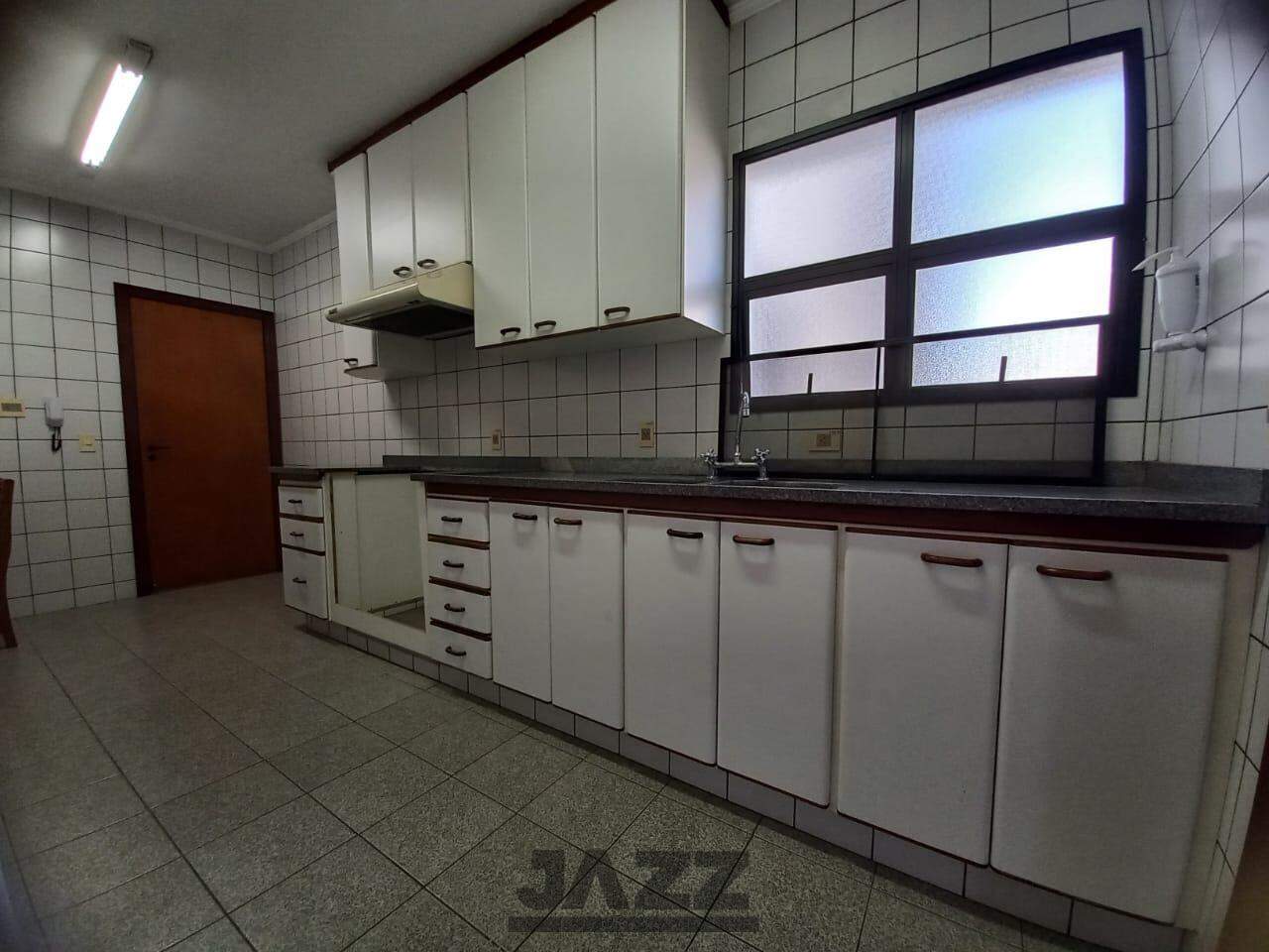 Apartamento à venda com 3 quartos, 165m² - Foto 24