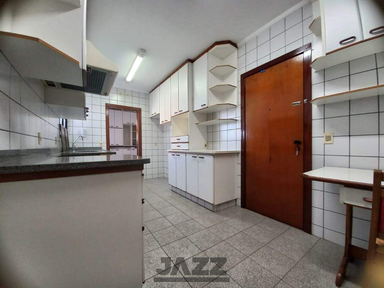 Apartamento à venda com 3 quartos, 165m² - Foto 23