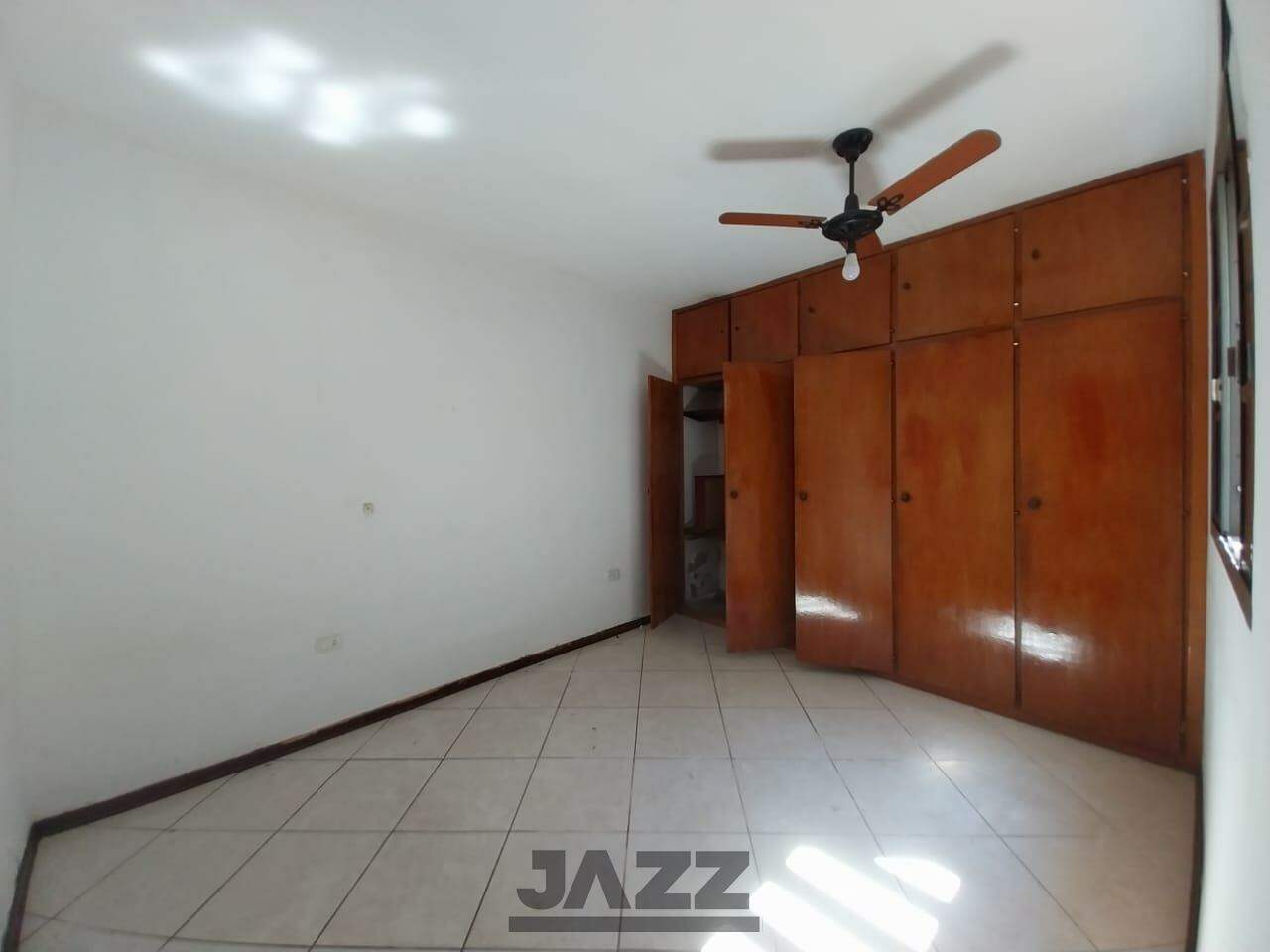 Casa à venda com 3 quartos, 180m² - Foto 19