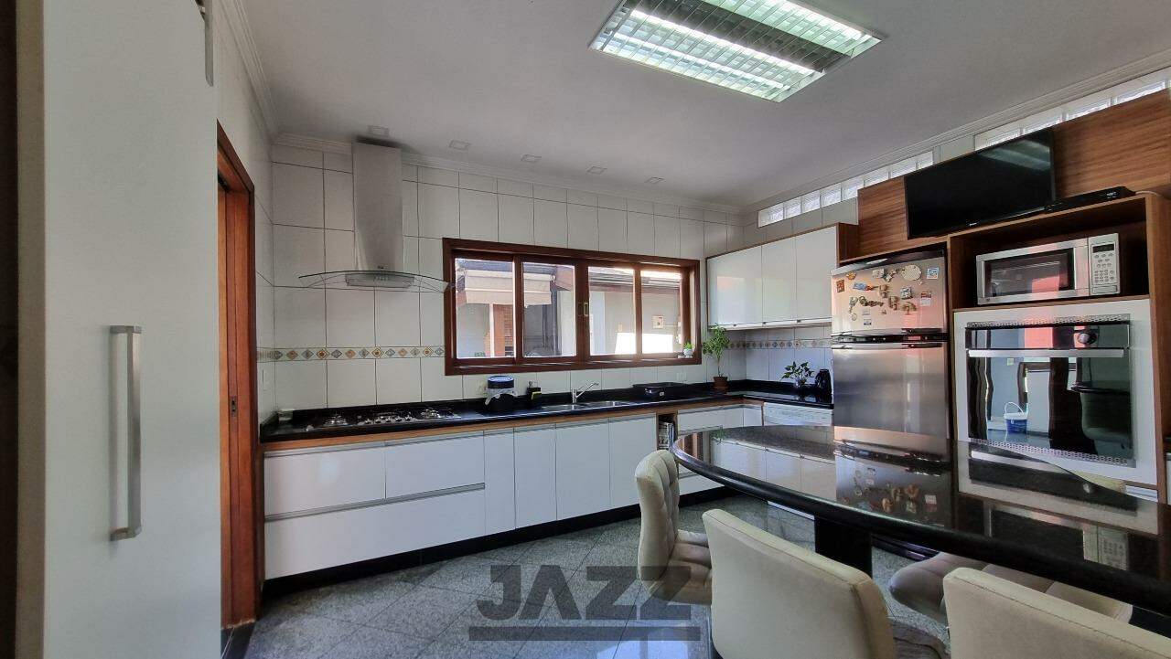 Casa à venda com 3 quartos, 300m² - Foto 19