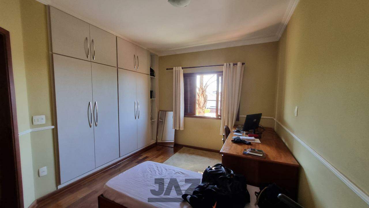 Casa à venda com 3 quartos, 300m² - Foto 42