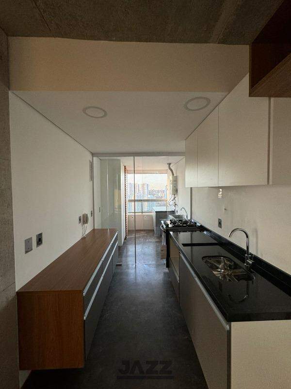 Apartamento para alugar com 2 quartos, 70m² - Foto 6