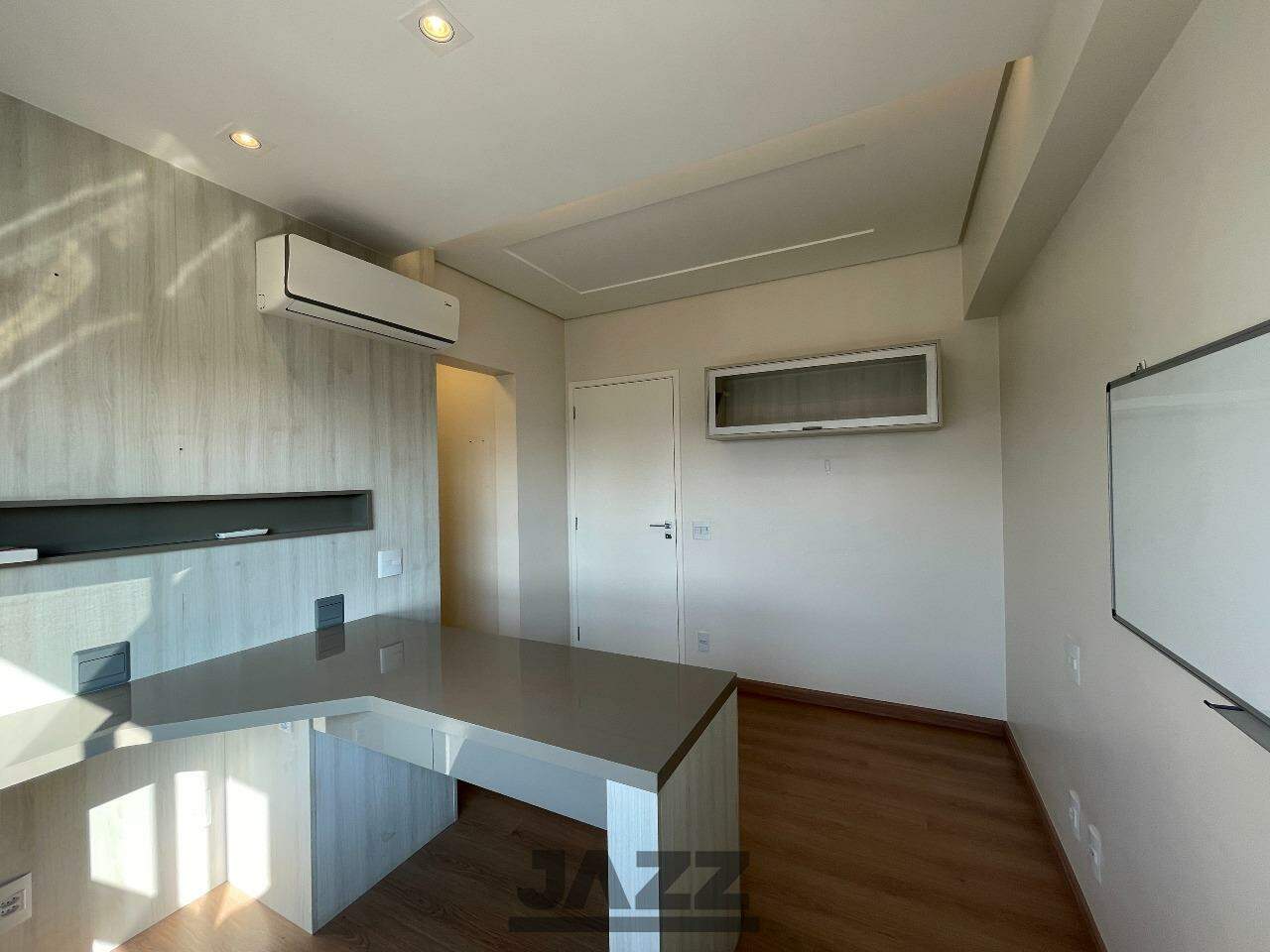 Apartamento à venda com 3 quartos, 213m² - Foto 19