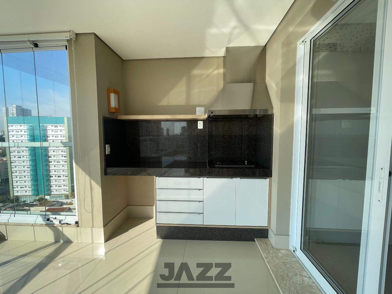 Apartamento à venda com 3 quartos, 213m² - Foto 18