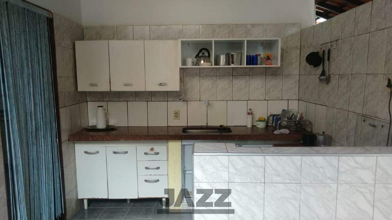 Casa à venda com 4 quartos, 180m² - Foto 11