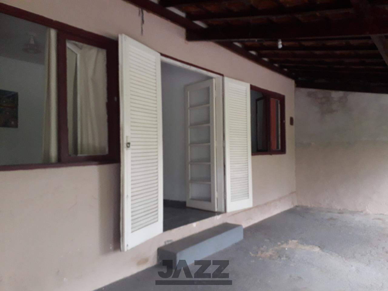 Casa à venda com 4 quartos, 180m² - Foto 3