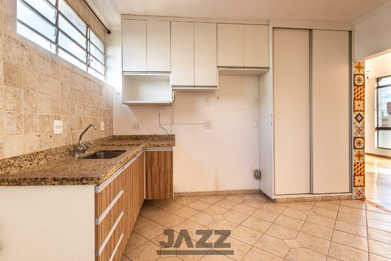 Apartamento à venda com 3 quartos, 127m² - Foto 9