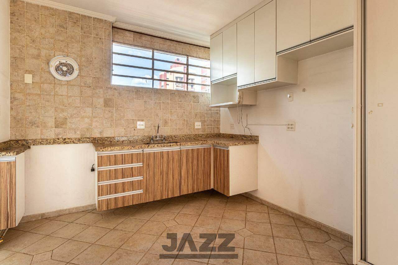 Apartamento à venda com 3 quartos, 127m² - Foto 13