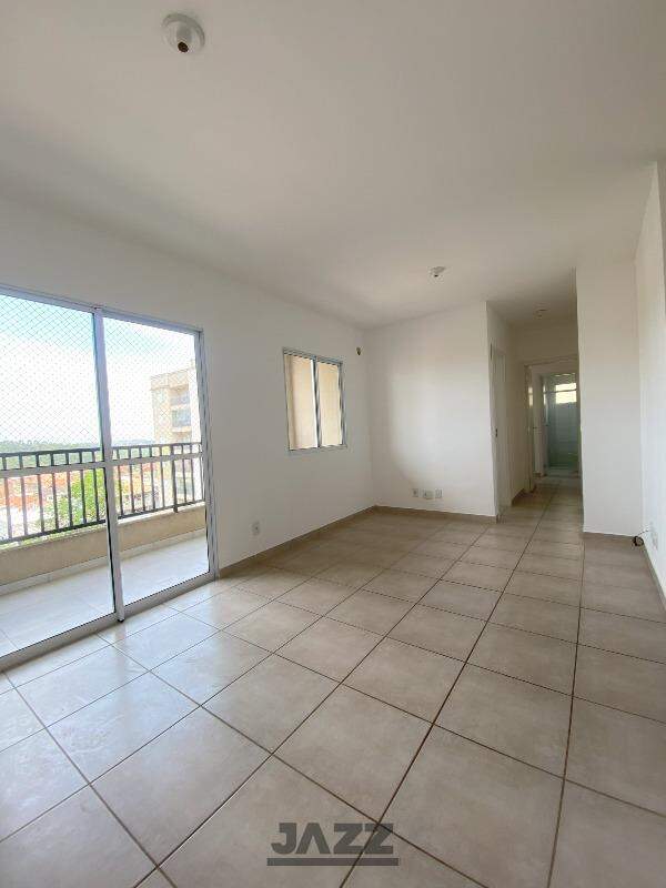 Apartamento à venda com 3 quartos, 71m² - Foto 4