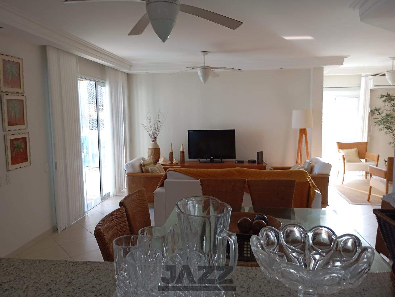 Apartamento à venda com 3 quartos, 180m² - Foto 4