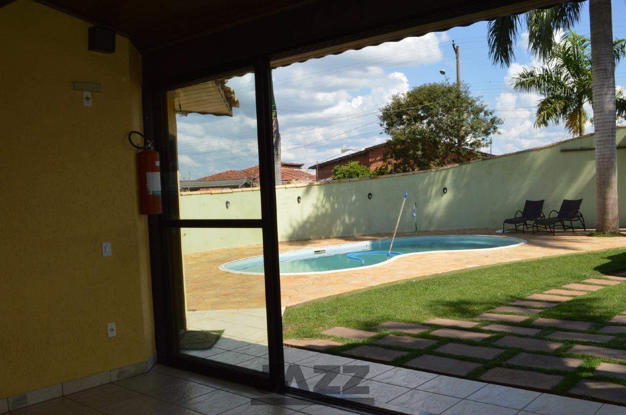 Fazenda à venda com 3 quartos, 250m² - Foto 18