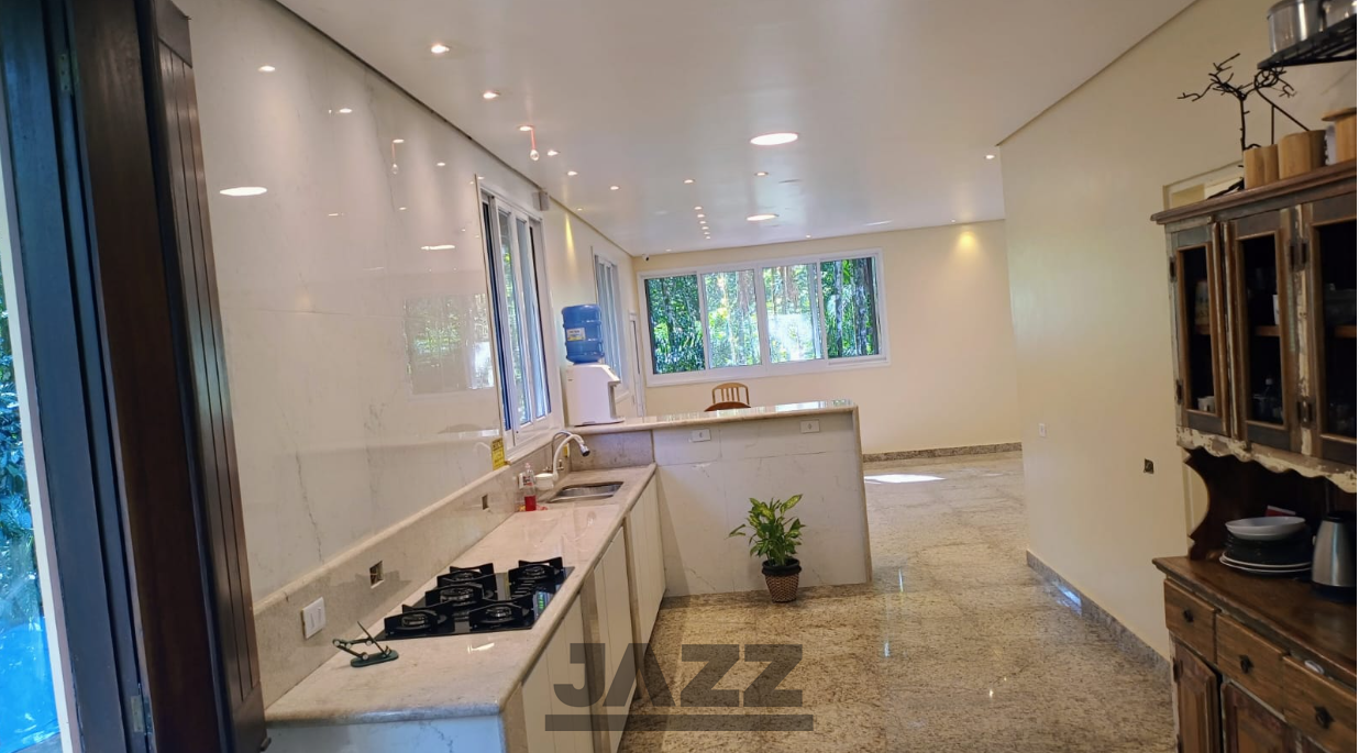 Casa à venda com 4 quartos, 350m² - Foto 33