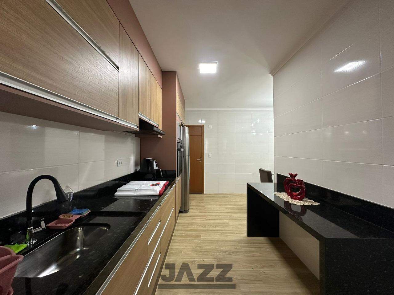 Apartamento à venda com 3 quartos, 130m² - Foto 7