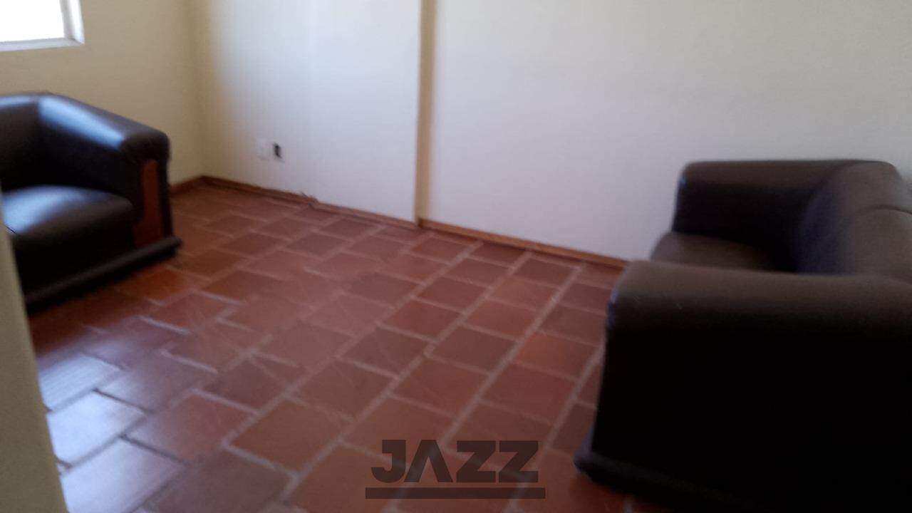 Apartamento à venda com 1 quarto, 60m² - Foto 3