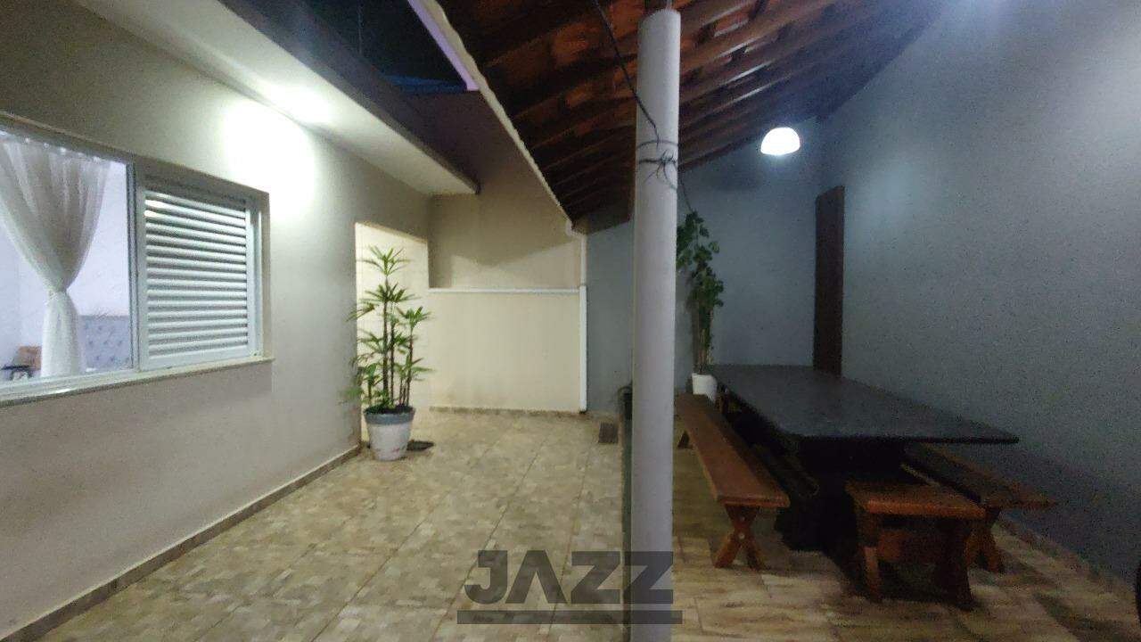 Casa à venda com 2 quartos, 140m² - Foto 25