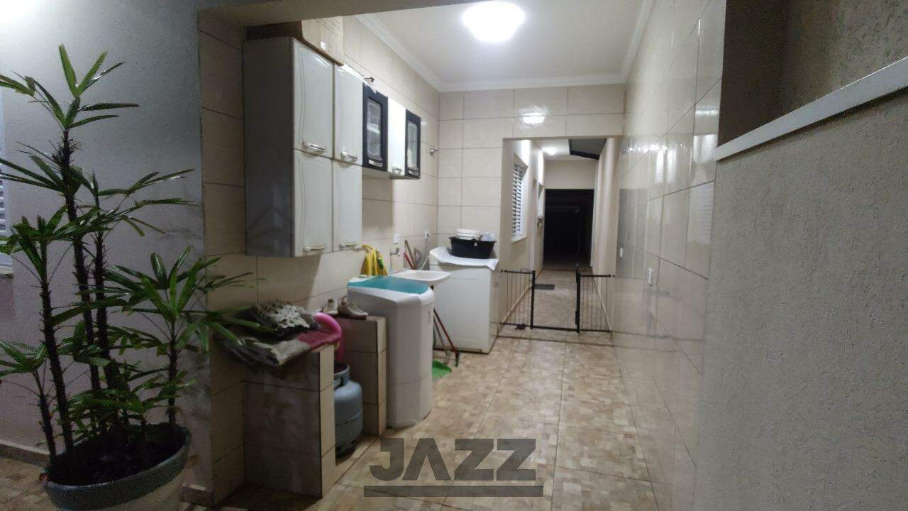 Casa à venda com 2 quartos, 140m² - Foto 26