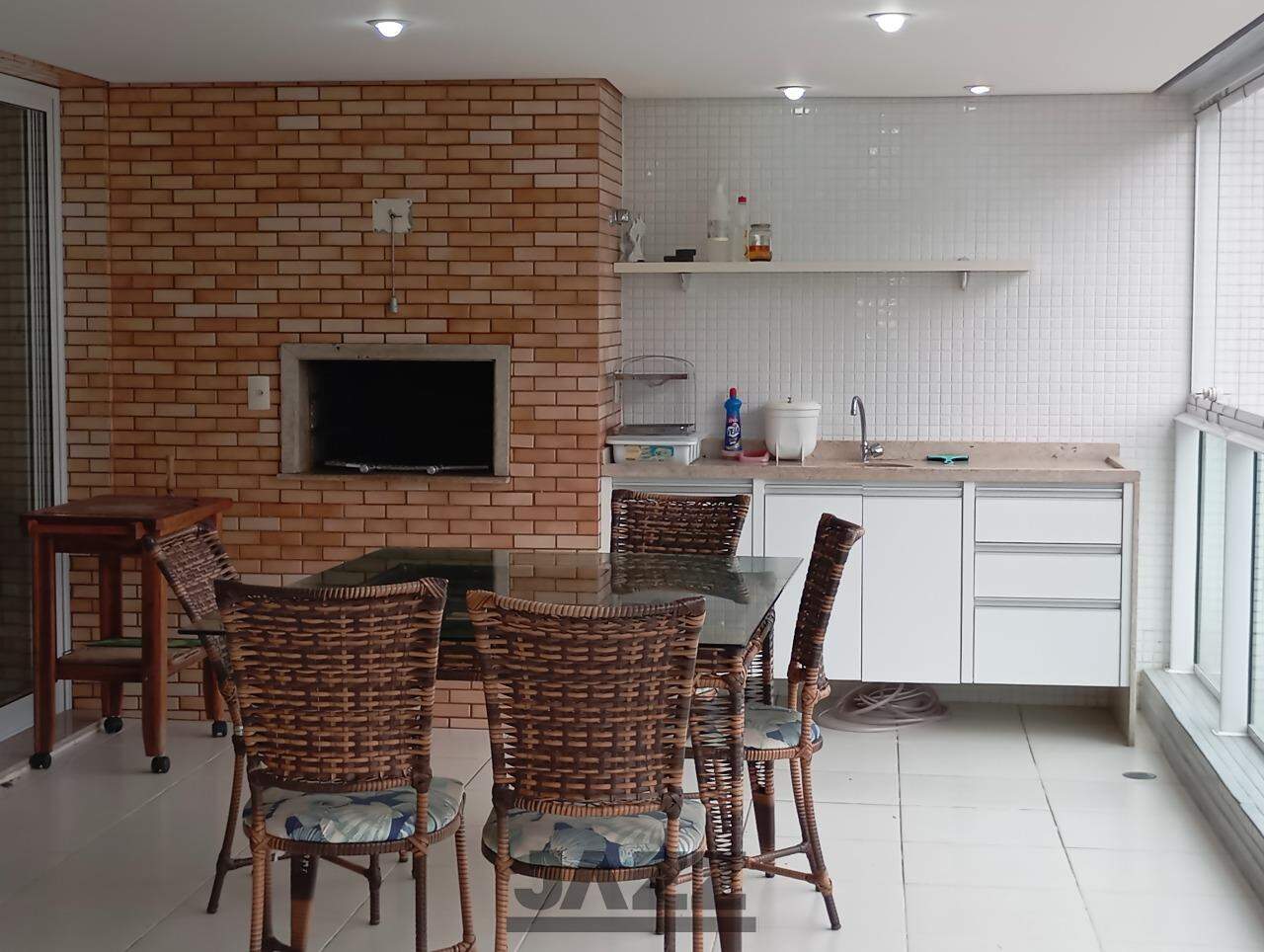 Apartamento à venda com 4 quartos, 200m² - Foto 15