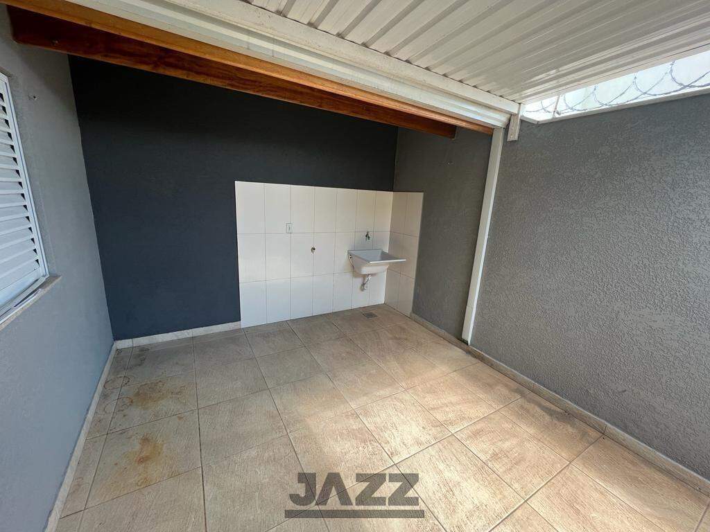 Casa à venda com 3 quartos, 100m² - Foto 5