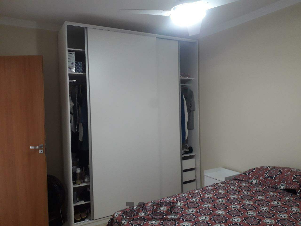 Casa de Condomínio à venda com 4 quartos, 235m² - Foto 19