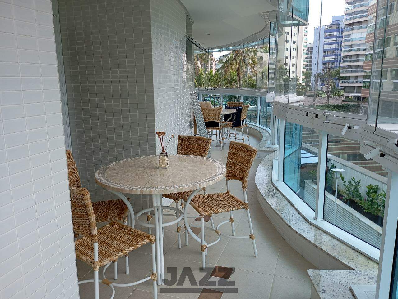 Apartamento à venda com 4 quartos, 215m² - Foto 5