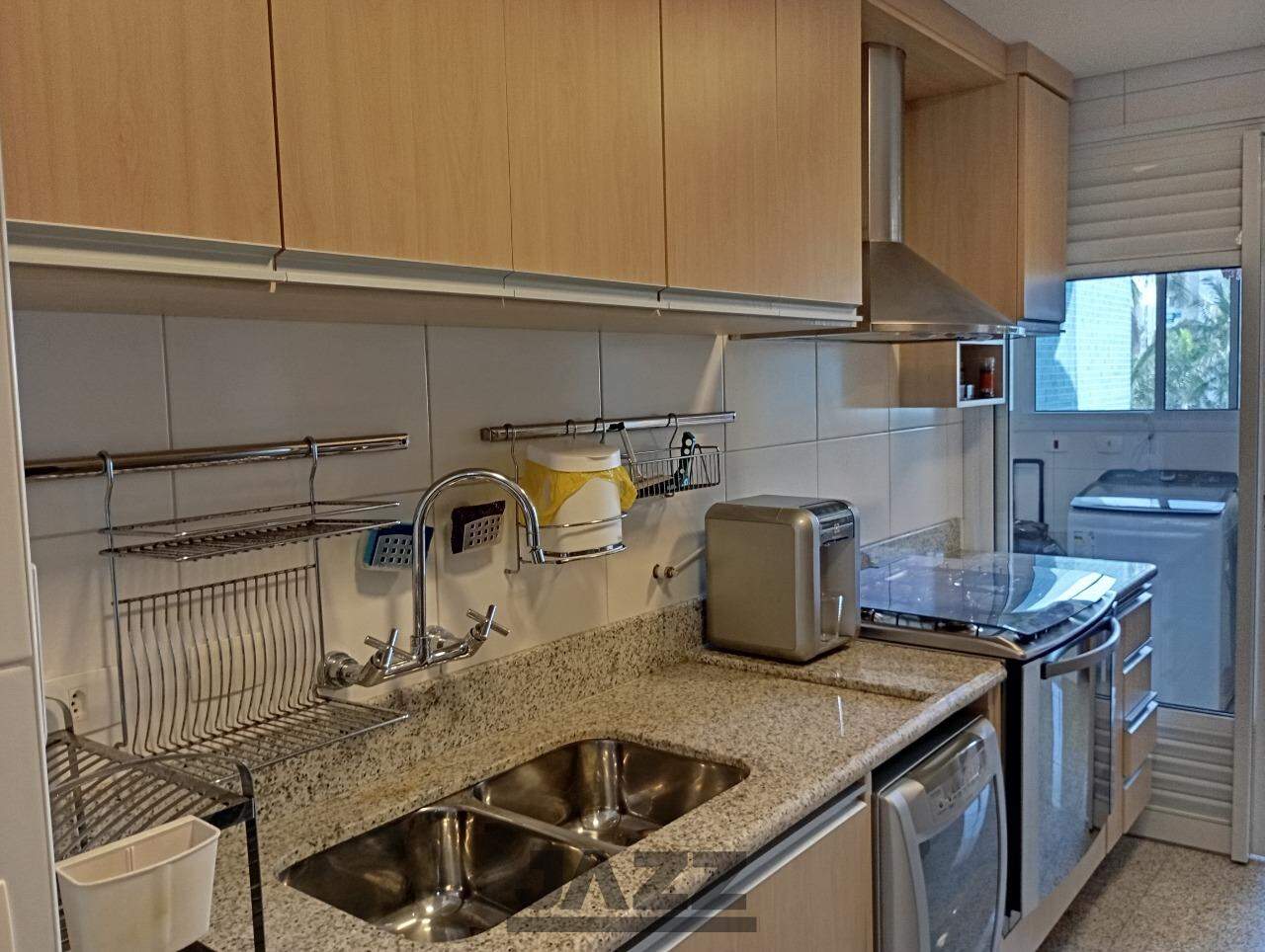 Apartamento à venda com 4 quartos, 215m² - Foto 16