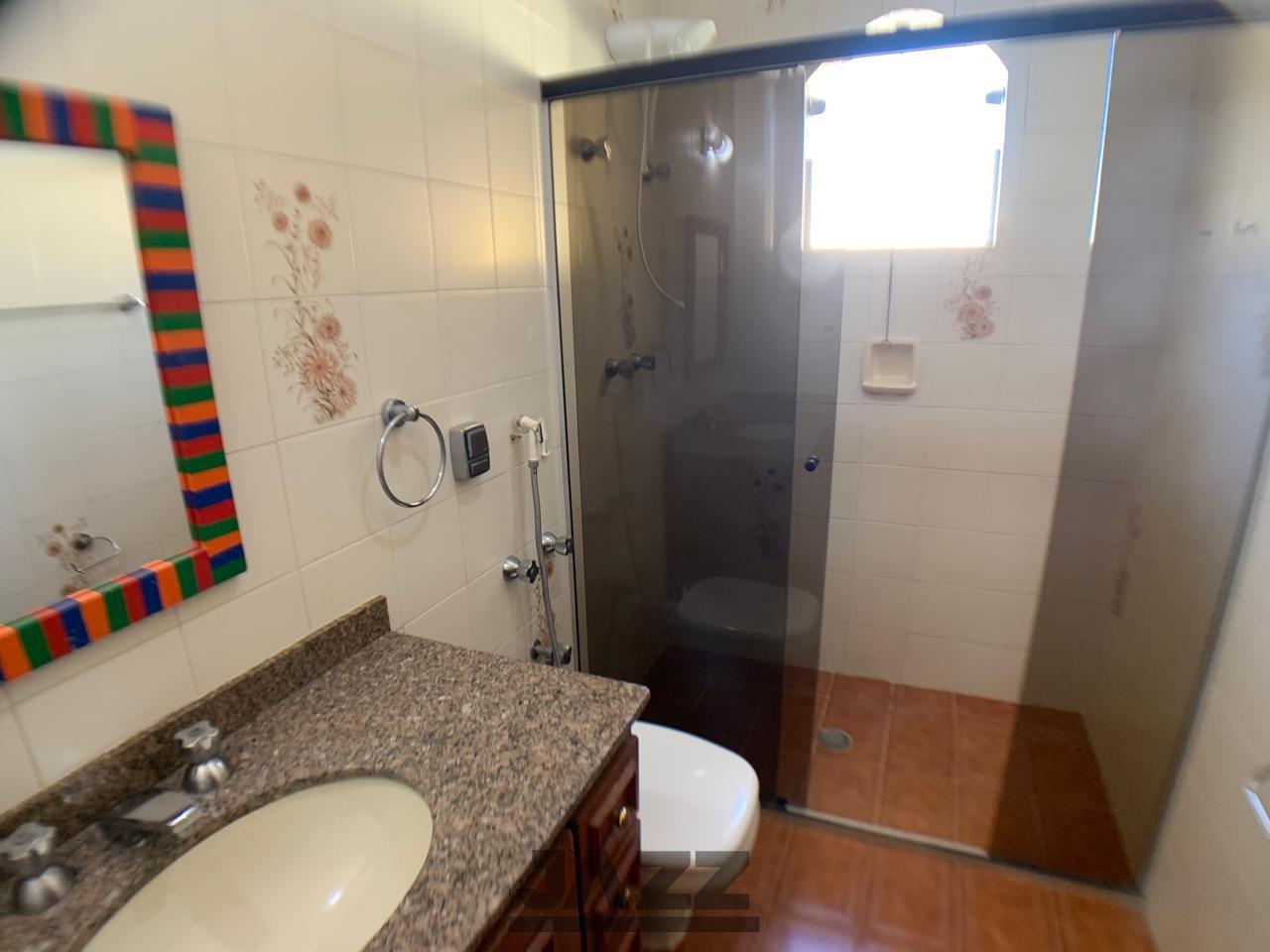 Casa de Condomínio à venda com 4 quartos, 380m² - Foto 26