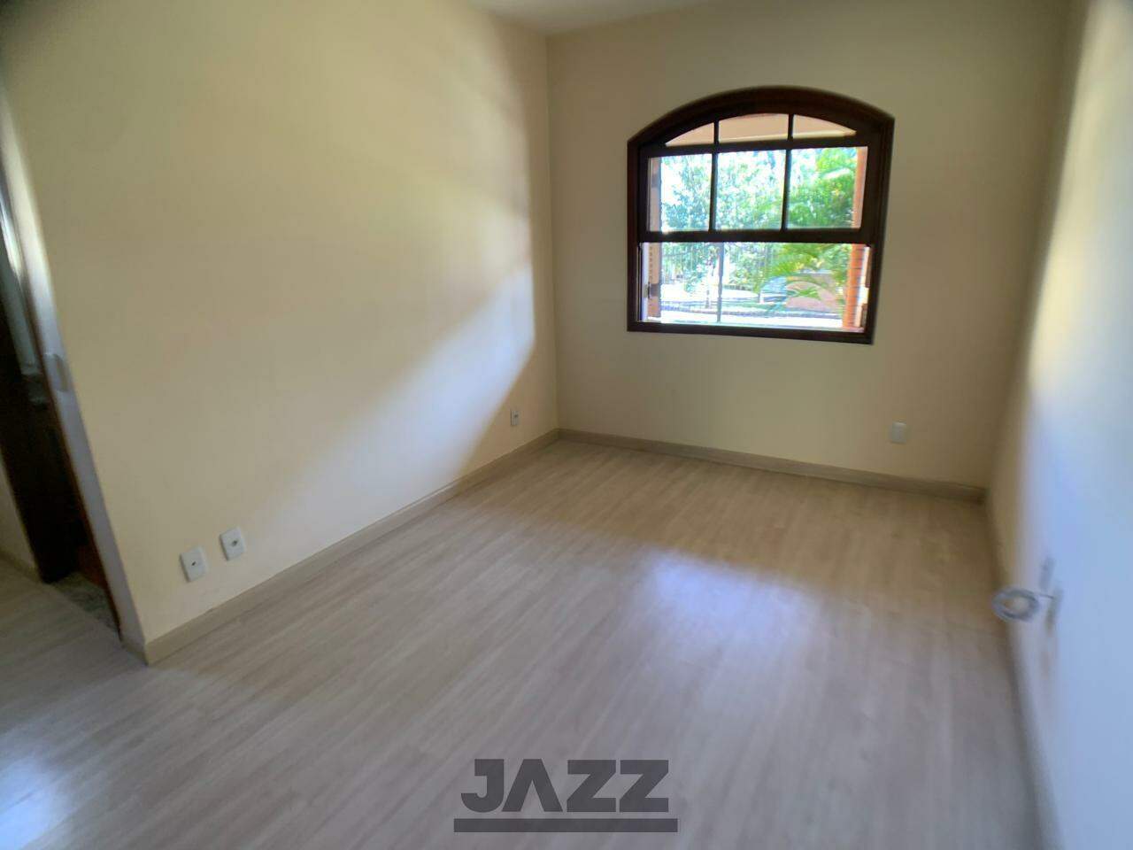 Casa de Condomínio para alugar com 4 quartos, 380m² - Foto 23