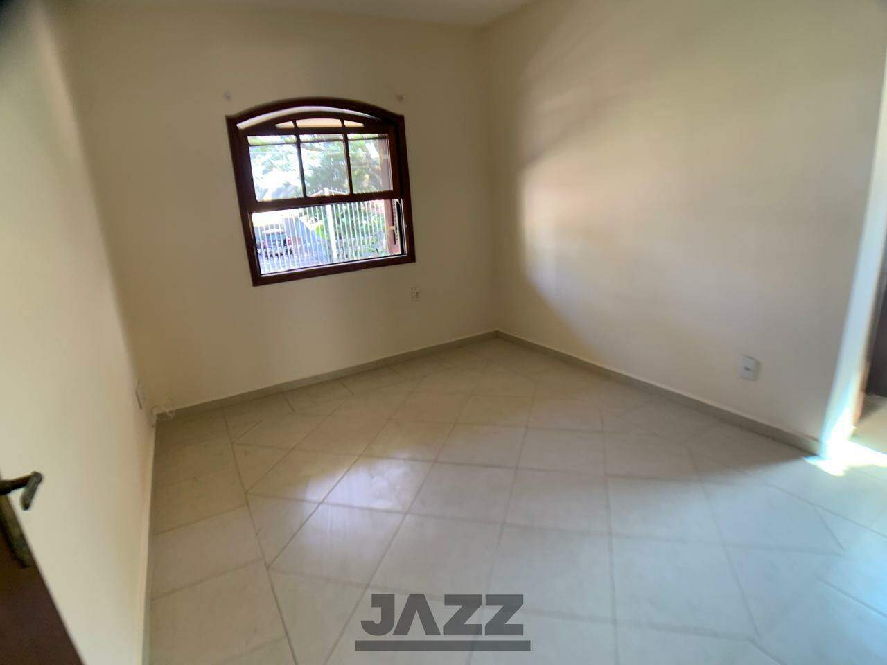 Casa de Condomínio para alugar com 4 quartos, 380m² - Foto 16