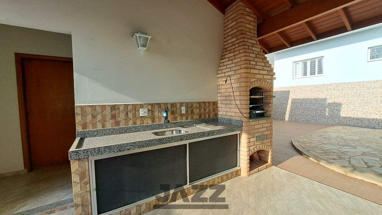 Casa de Condomínio à venda com 4 quartos, 250m² - Foto 35