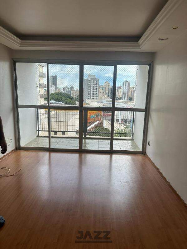 Apartamento à venda com 3 quartos, 105m² - Foto 2