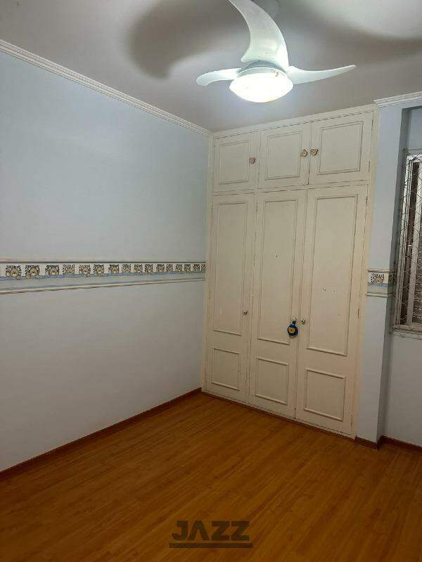 Apartamento para alugar com 3 quartos, 105m² - Foto 13