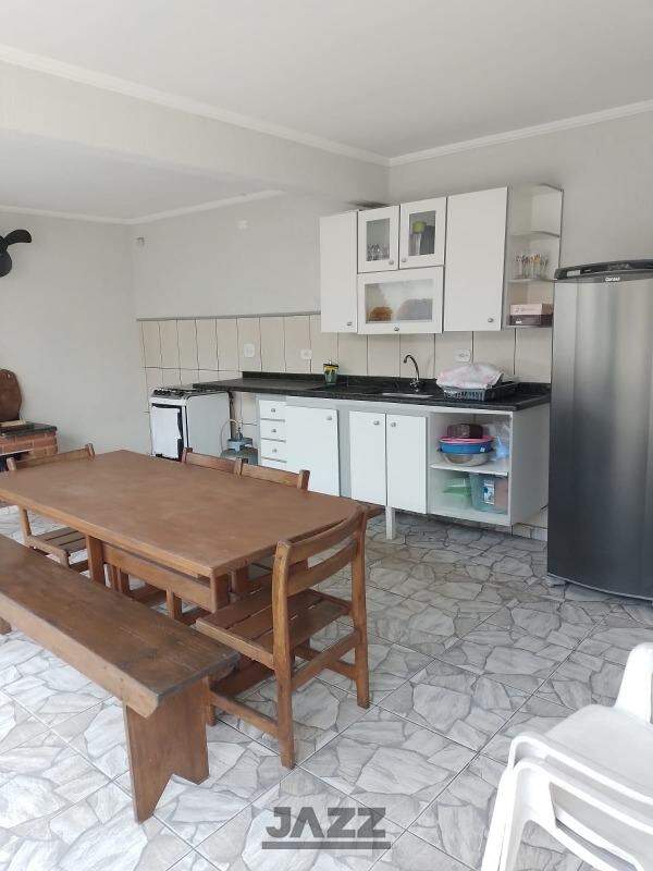 Casa à venda com 4 quartos, 197m² - Foto 12