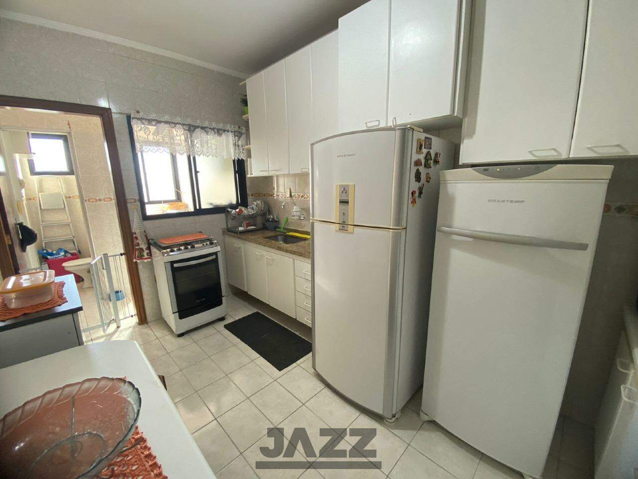 Apartamento à venda com 3 quartos, 128m² - Foto 12