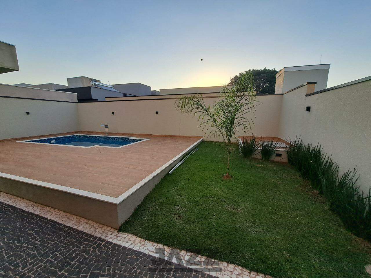 Casa de Condomínio à venda com 3 quartos, 195m² - Foto 17