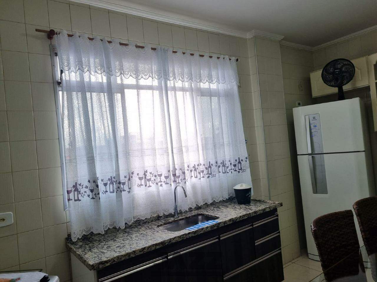 Apartamento à venda com 2 quartos, 72m² - Foto 9